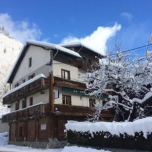 D'hote La Tour Du Merle Bed & Breakfast Le Villard (Savoie)