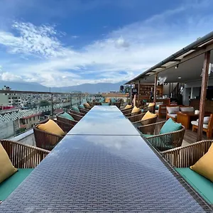 Height Boutique Hotel