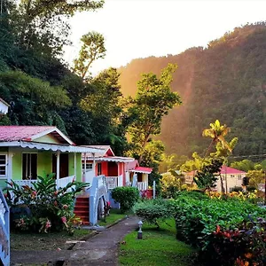 Chez Ophelia Guest house Roseau